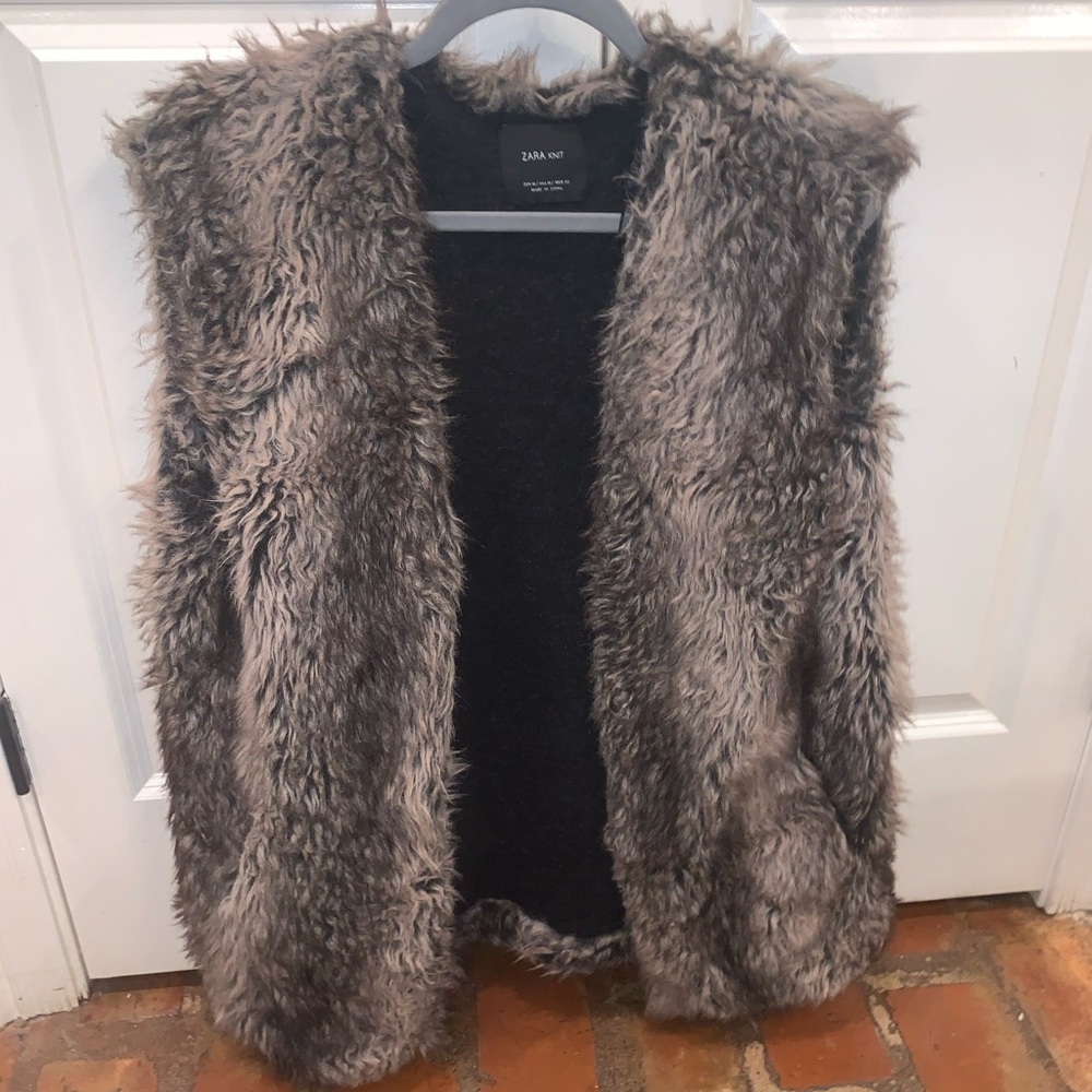 Zara knit fur vest